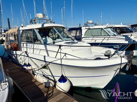 Beneteau Antares 760