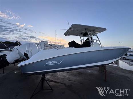 BOSTON WHALER OUTRAGE 320