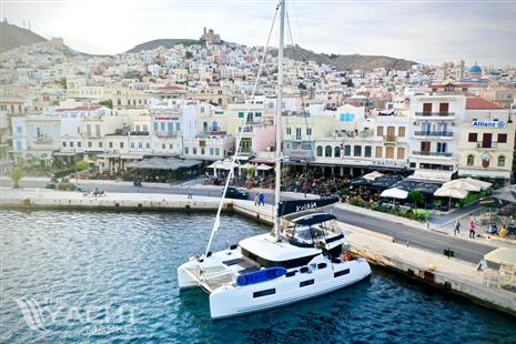 LAGOON 46 FLYBRIDGE