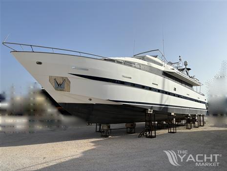 Benetti - Azimut 90 Custom Fly