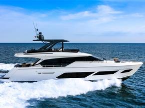 Ferretti Yachts 720