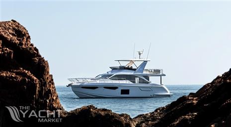 Azimut Flybridge 60