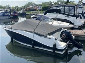 Quicksilver 555 Activ Open