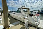 Sea Ray Express Cruiser 410