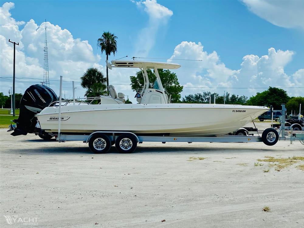 2018 Boston Whaler