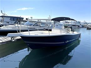 White Shark 225