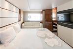 Princess F68 - 13 - Master Cabin