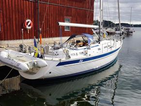 Hallberg-Rassy 43 MK1