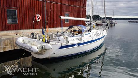 Hallberg-Rassy 43 MK1