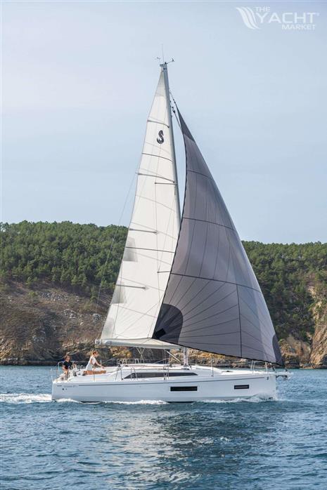 BENETEAU OCEANIS 37.1