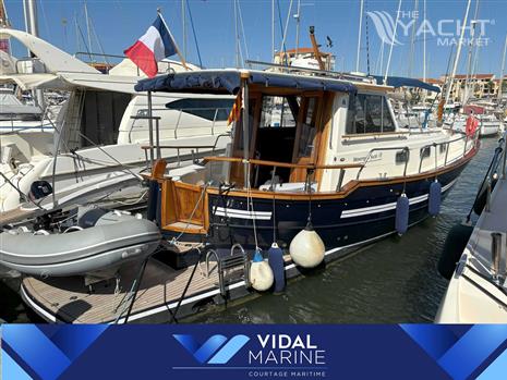 MENORQUIN YACHTS MENORQUIN 110