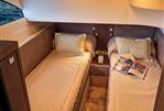 Rodman Spirit 42 Flybridge - Guest cabin
