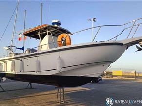 BOSTON WHALER OUTRAGE 26