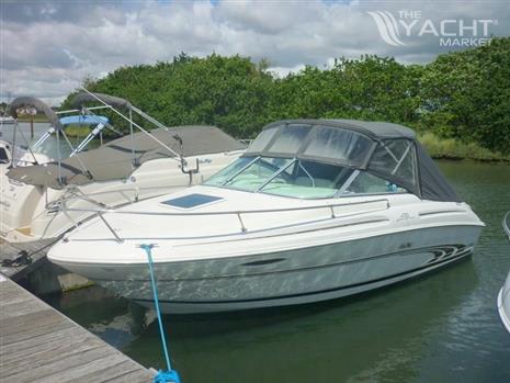 Sea Ray 215 Express Cruiser