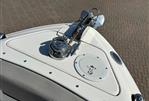 Sea Ray 250 SLX - Electric Windlass