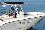 Bayliner Trophy 24 CC - 2024 Bayliner Trophy 24 CC boat cruising on water.