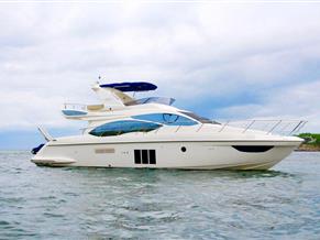 Azimut 53 Fly