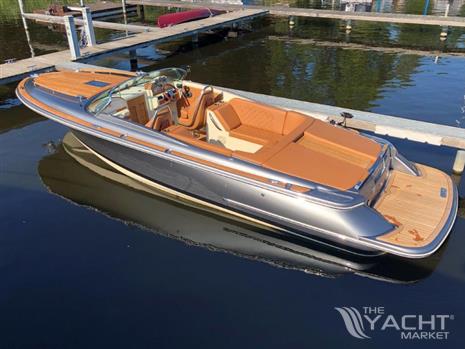 Chris-Craft Corsair 27