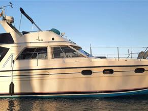 Princess Yachts 35 Flybridge