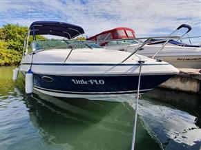 Chris-Craft 215
