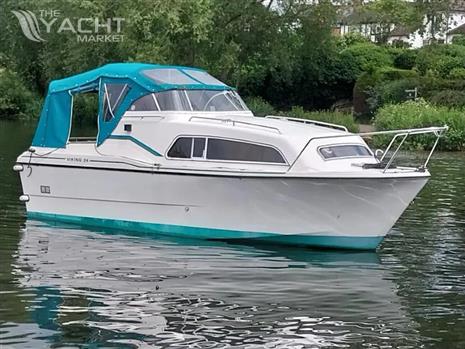 Viking 24 Cockpit Cruiser