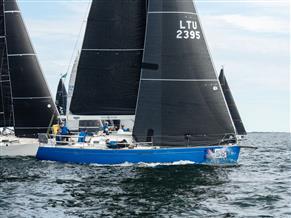 Beneteau First 36.7