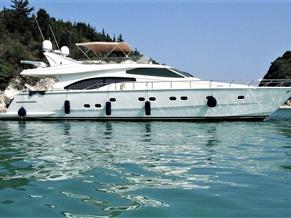 Ferretti 68