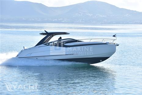 Fairline F//Line 33