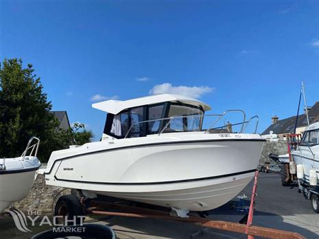 QUICKSILVER QUICKSILVER 705 PILOTHOUSE