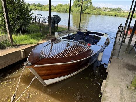 Marine Classics Mahogany Boat