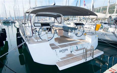 BENETEAU OCEANIS 55