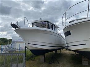 JEANNEAU MERRY FISHER 855 MARLIN