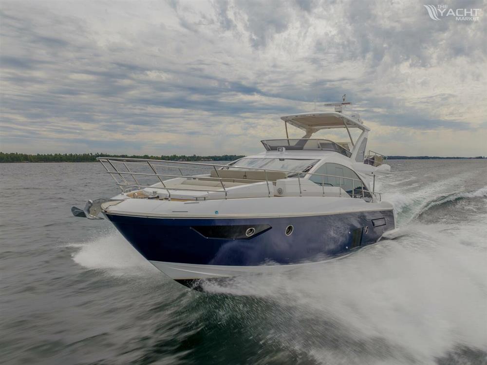 2018 Azimut