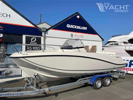 QUICKSILVER QUICKSILVER ACTIV 675 OPEN