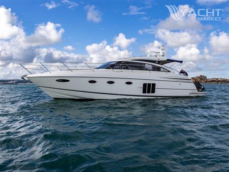 Princess Yachts V52