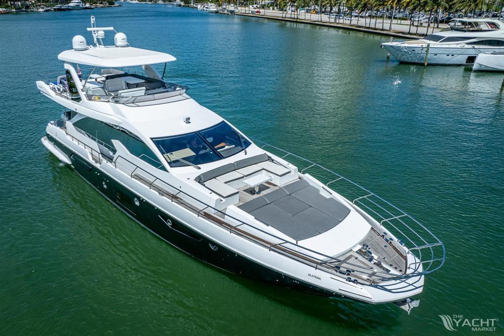 2016 Azimut