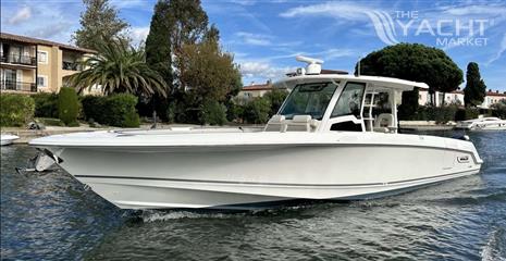 BOSTON WHALER OUTRAGE 380