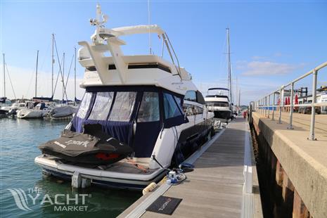 Fairline Squadron 42 - Image courtesy of JD Yachts