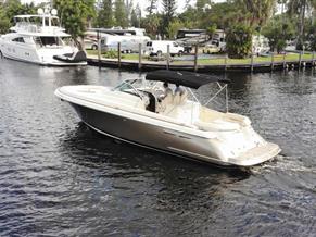 Chris Craft  Launch 36