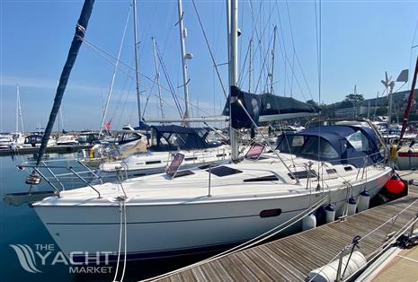 Hunter Legend 36