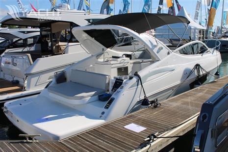 Schaefer 303 - Image courtesy of JD Yachts