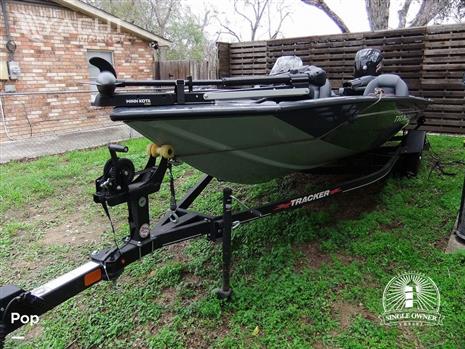 Tracker PRO TEAM 190 TX - 2022 Tracker PRO TEAM 190 TX - Photo #1