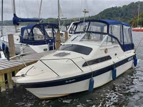 Fairline Weekender 21