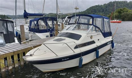 Fairline Weekender 21