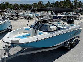 Bayliner Element E21