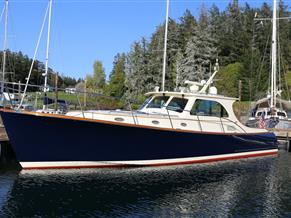 Hinckley Talaria 44 MY