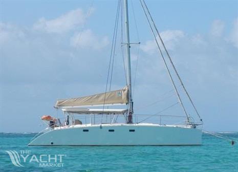 Catamaran Multicap Punch 1250 Open