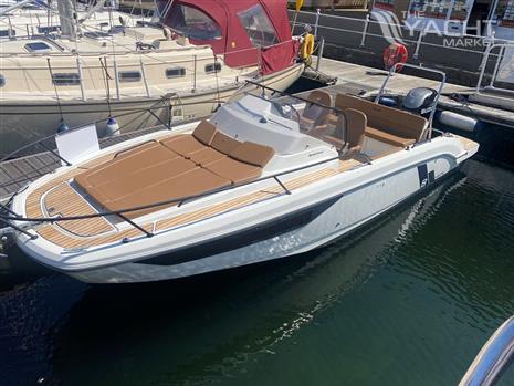 Beneteau Flyer 8 Sundeck - Default Image