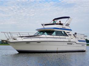 Sea Ray 415 AC