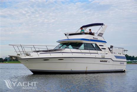 Sea Ray 415 AC